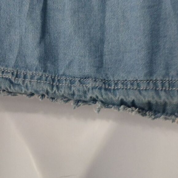 Thread & Supply Denim button down sleeveless raw hem top Sz S EUC - Picture 6 of 7